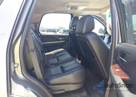 2009 GMC Yukon Slt W/4Sb from USA, damaged, VIN 1GKFK33089R245904